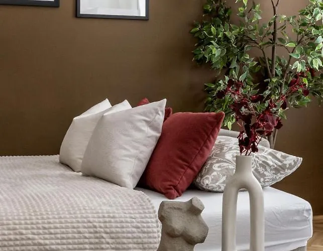 Luxe, Historic Downtown Landmarks 19 Century Apartmán