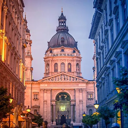 Luxe, Historic Downtown Landmarks 19 Century * בודפשט