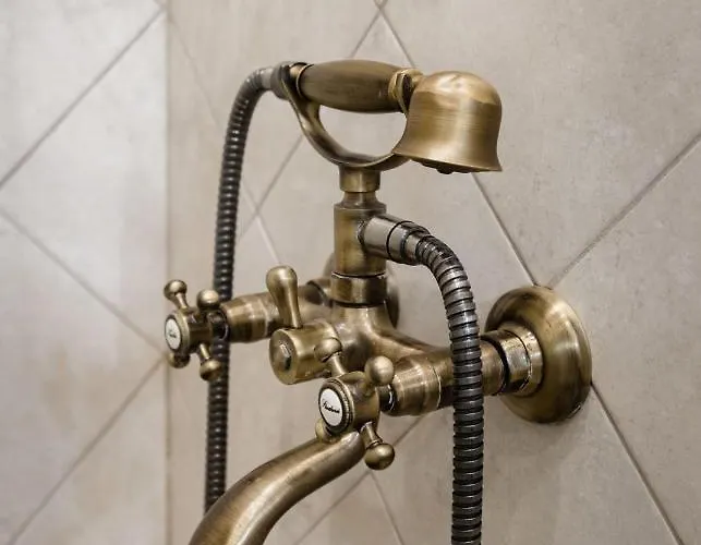 Luxe, Historic Downtown Landmarks 19 Century דירה *